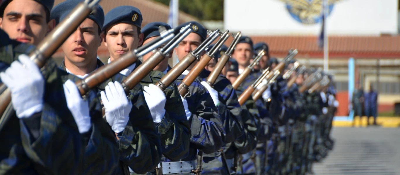 Πολεμική Αεροπορία: Πληροφορίες για 50 κρούσματα του κορωνοϊού σε σμηνίτες